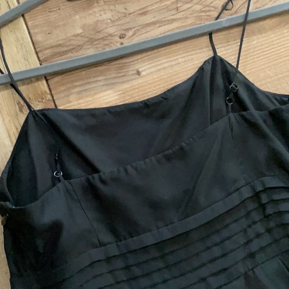 Juicy Couture size 2 , black with feathers 🪶 hem - Picture 3 of 8